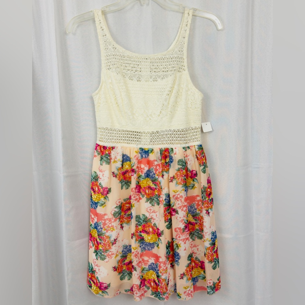 Trixxi Crochet Top & Waist - Peach Floral Chiffon Tank Dress Size Junior 3.  NWT